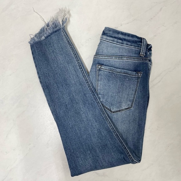 Bridge By Gly Curvy High Rise Distressed Raw Hem Ankle Skinny Jeans Size 24 - Picture 7 of 7